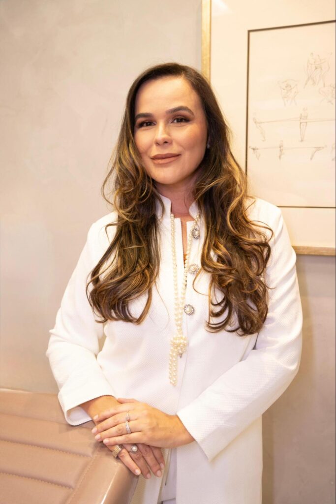 4- Dra. Rebeka Sobral 