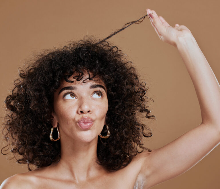 Tricologia capilar: descubra mais sobre essa área da dermatologia